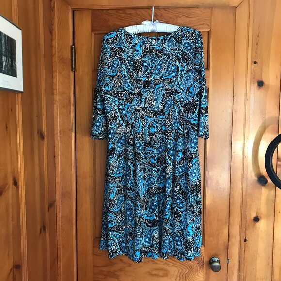 NY COLLECTION WOMAN dress, size 1X. Long sleeves, round neck. - Picture 3 of 3